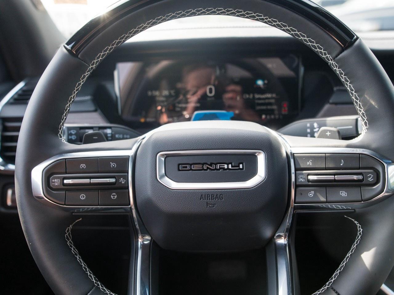 2026 GMC Acadia AWD DENALI Photo