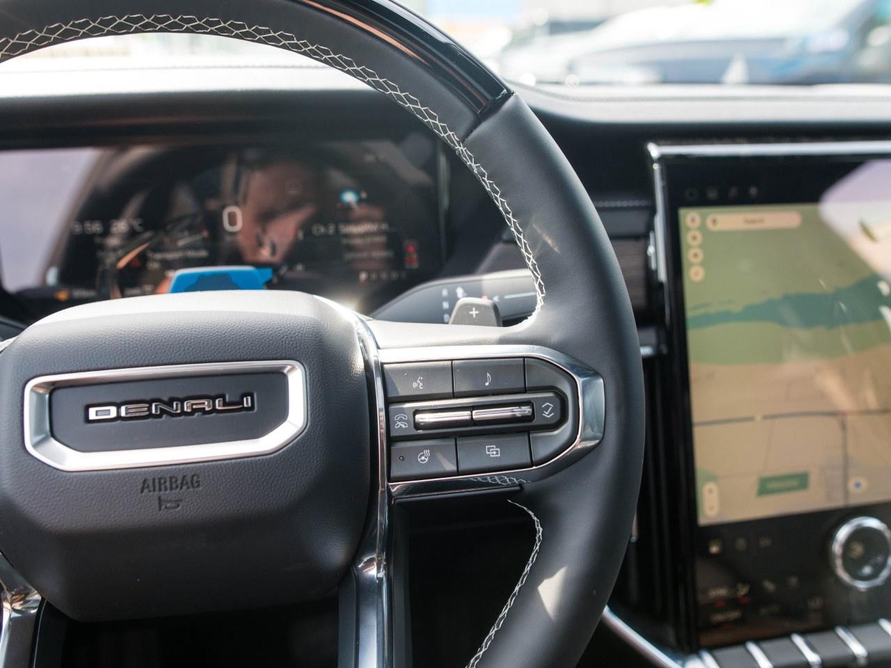 2026 GMC Acadia AWD DENALI Photo
