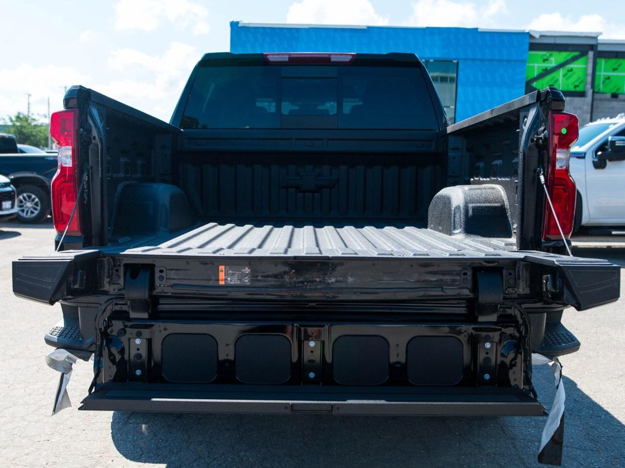 2026 Chevrolet Silverado 1500 Crew Cab Short Box 4-Wheel Drive LT Trail Boss Photo