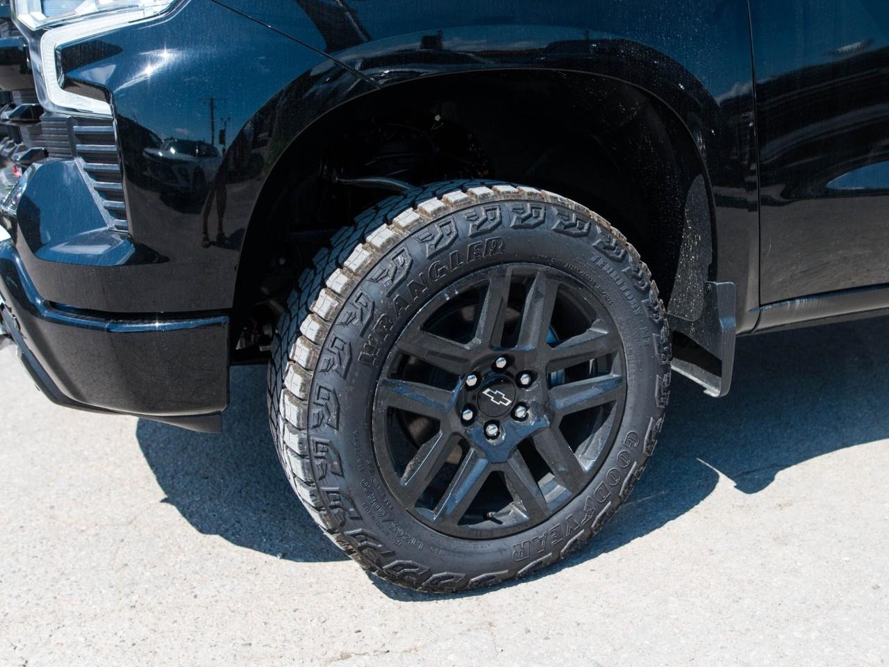 2026 Chevrolet Silverado 1500 Crew Cab Short Box 4-Wheel Drive LT Trail Boss Photo