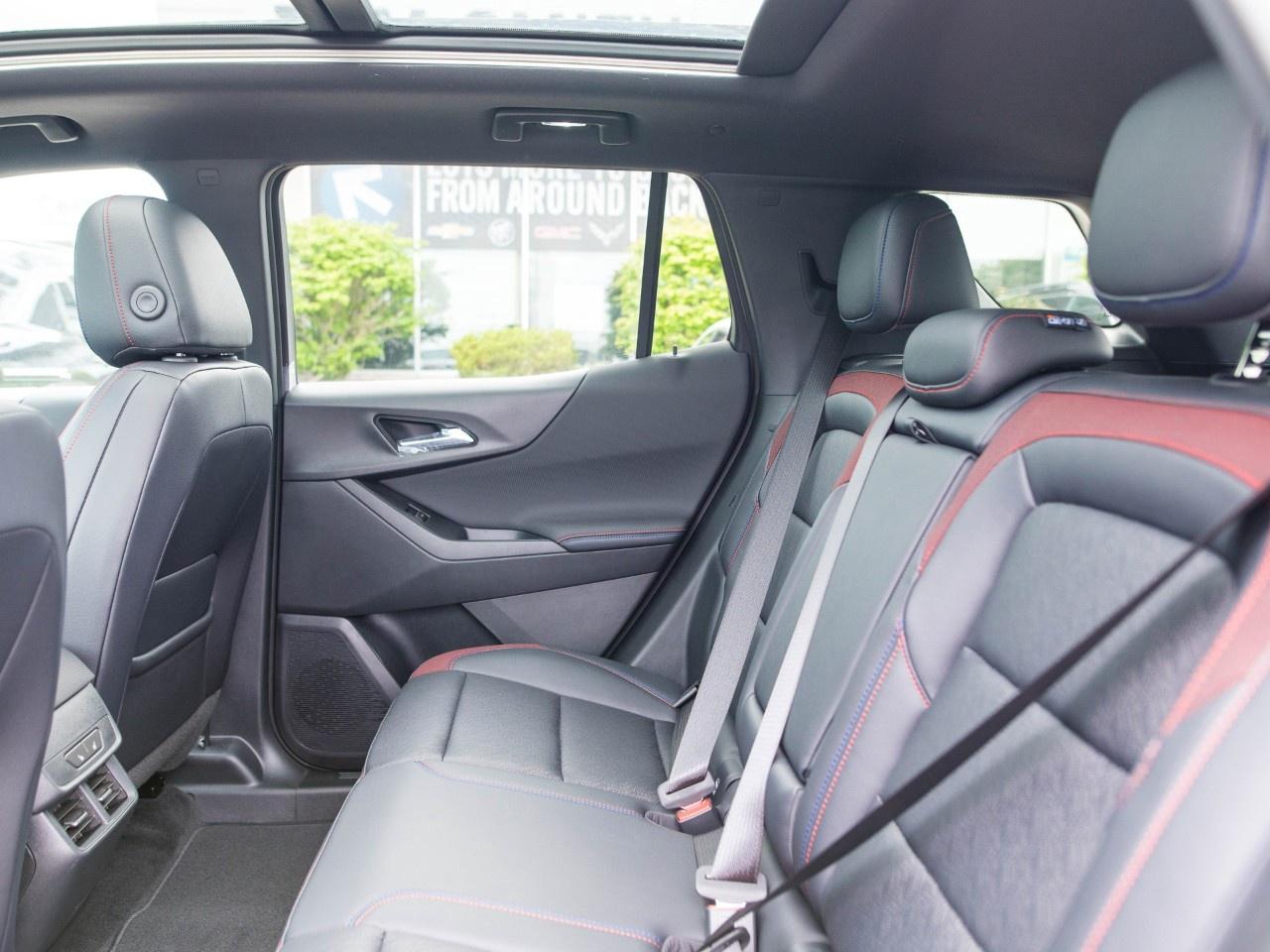 2026 Chevrolet Equinox AWD RS Photo