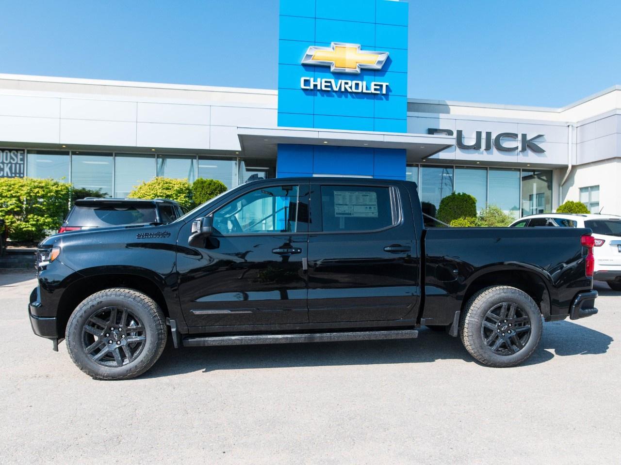 2026 Chevrolet Silverado 1500 Crew Cab Short Box 4-Wheel Drive High Country Photo5