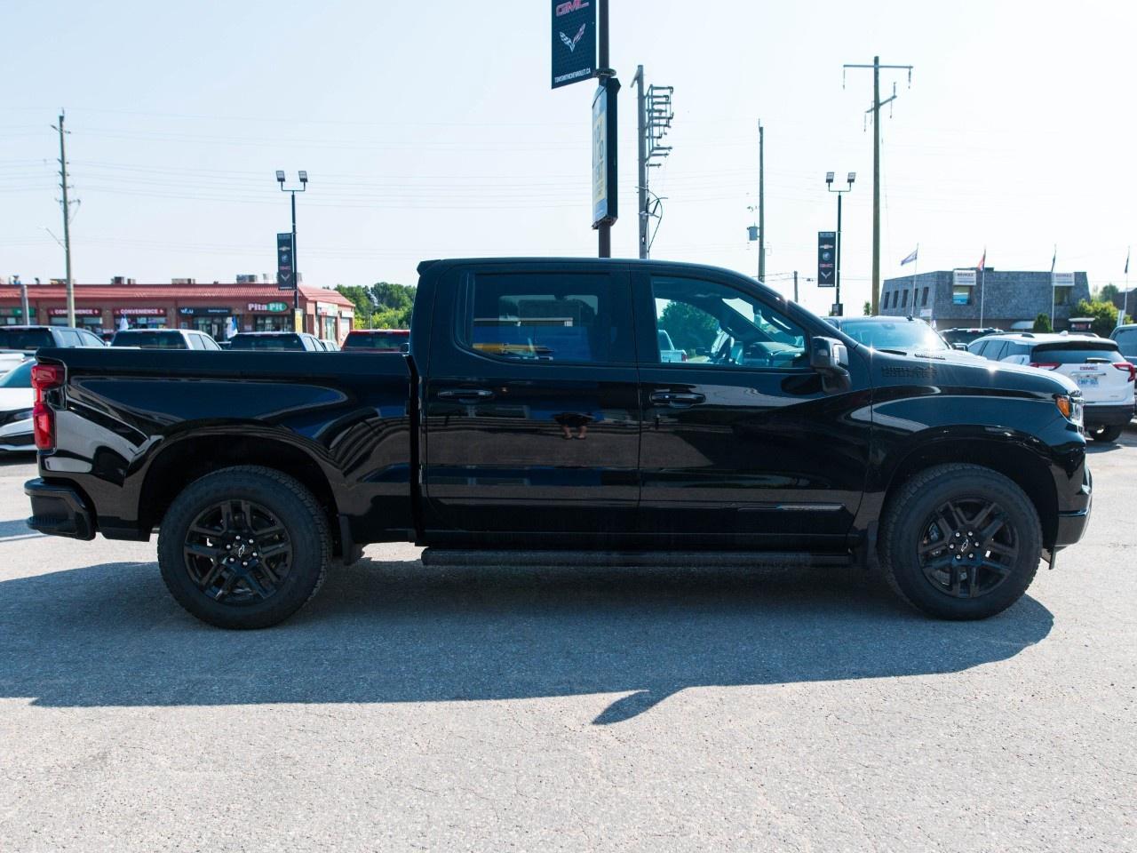 2026 Chevrolet Silverado 1500 Crew Cab Short Box 4-Wheel Drive High Country Photo