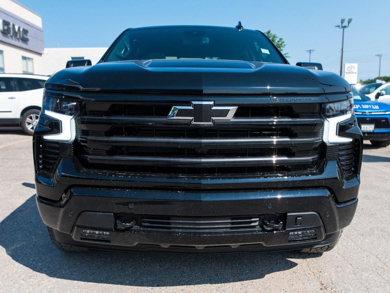 2026 Chevrolet Silverado 1500 Crew Cab Short Box 4-Wheel Drive High Country Photo