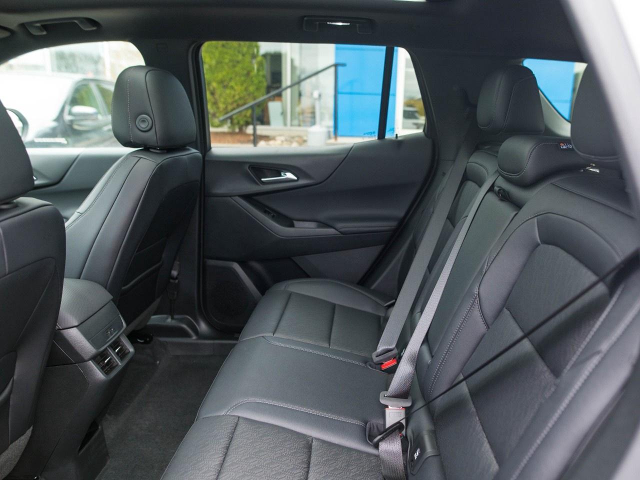 2026 Chevrolet Equinox FWD LT Photo