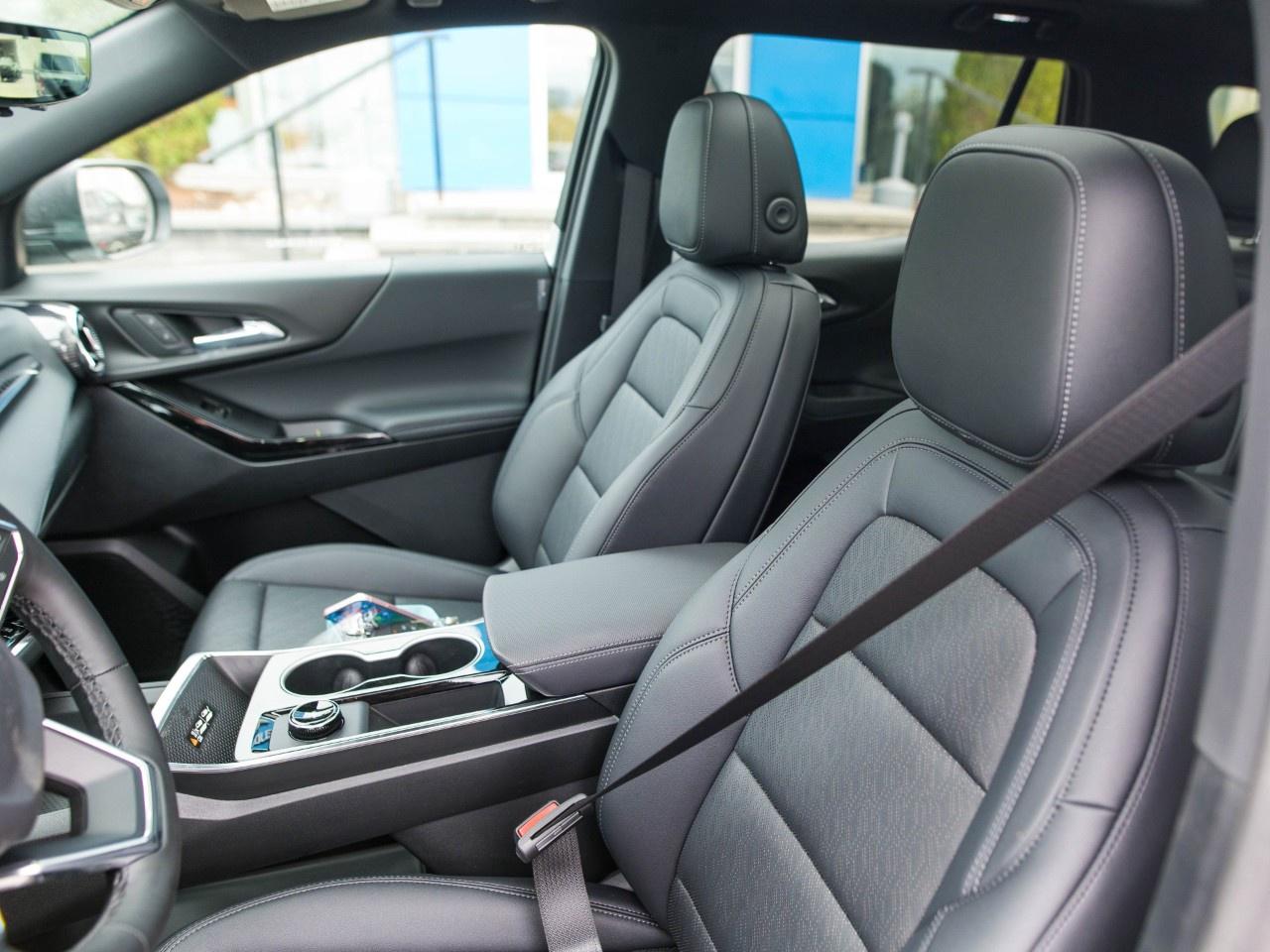 2026 Chevrolet Equinox FWD LT Photo