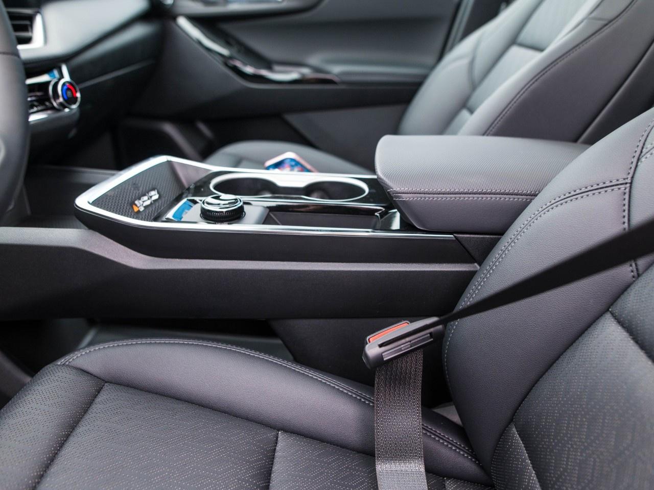 2026 Chevrolet Equinox FWD LT Photo
