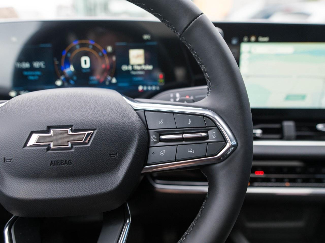 2026 Chevrolet Equinox FWD LT Photo
