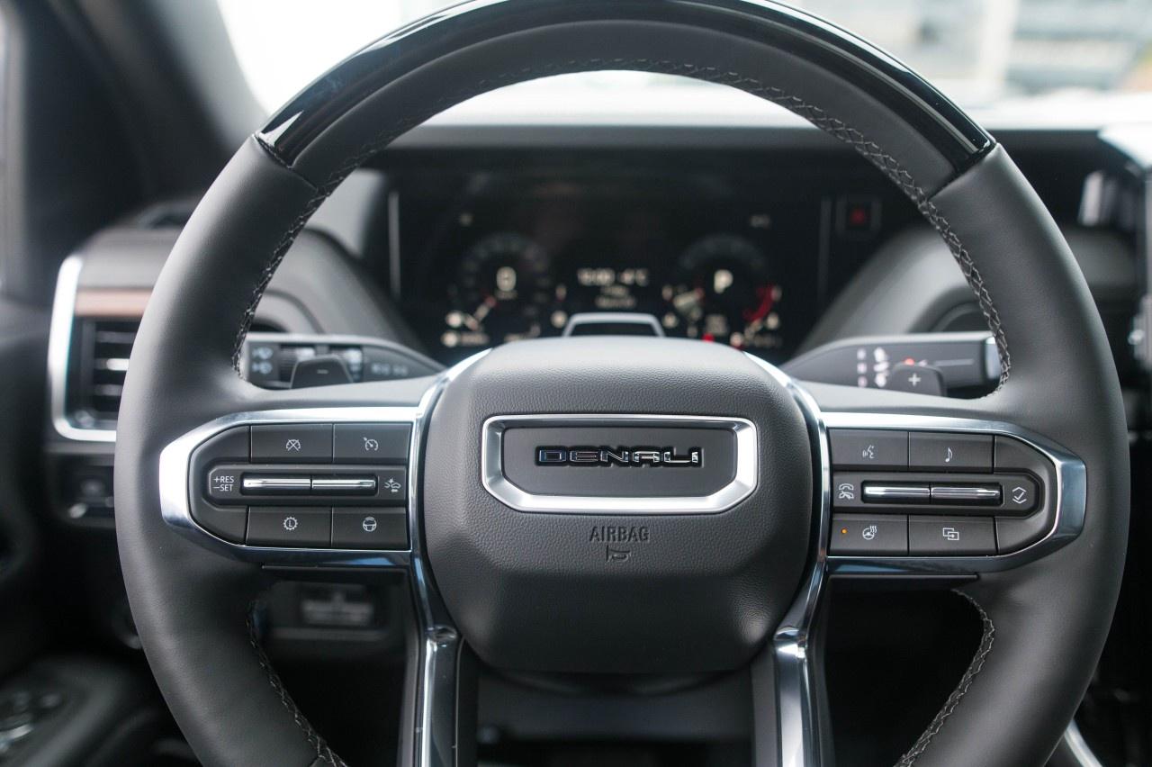 2026 GMC Yukon 4WD 4dr Denali Photo