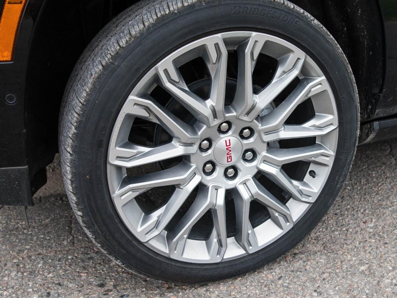 2026 GMC Yukon 4WD 4dr Denali Photo