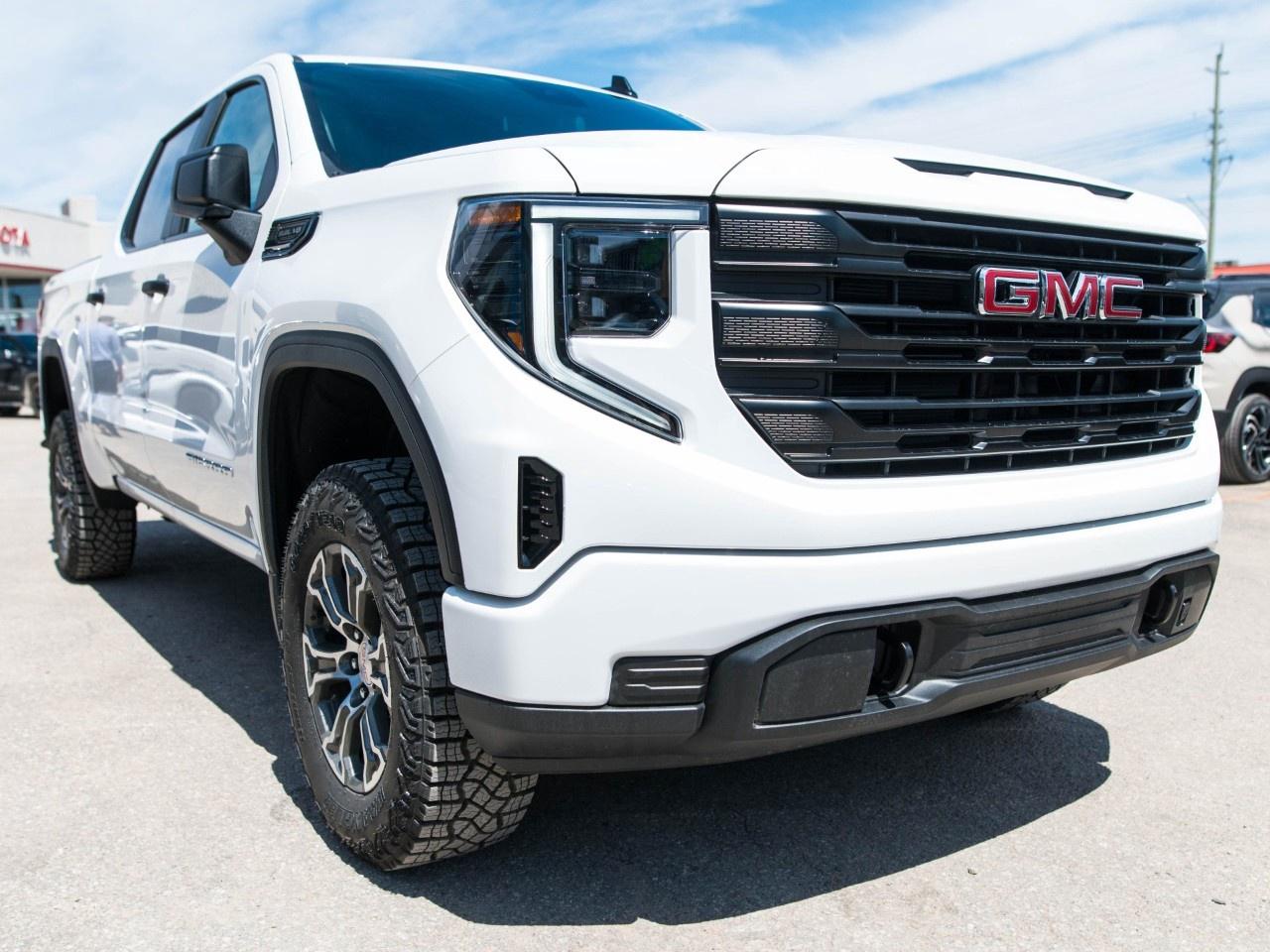 2026 GMC Sierra 1500 Crew Cab Short Box 4-Wheel Drive Pro Photo