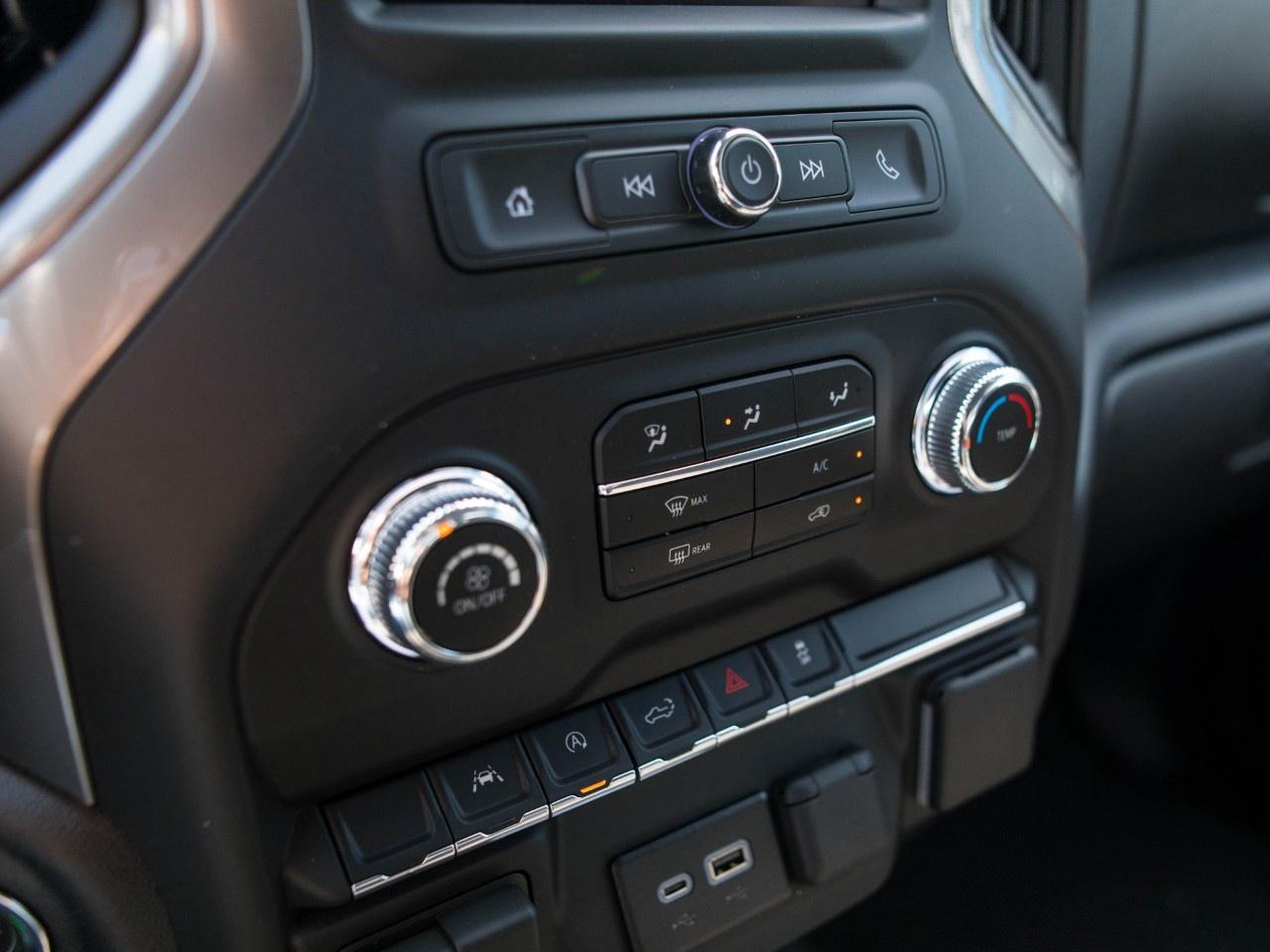 2026 GMC Sierra 1500 Crew Cab Short Box 4-Wheel Drive Pro Photo