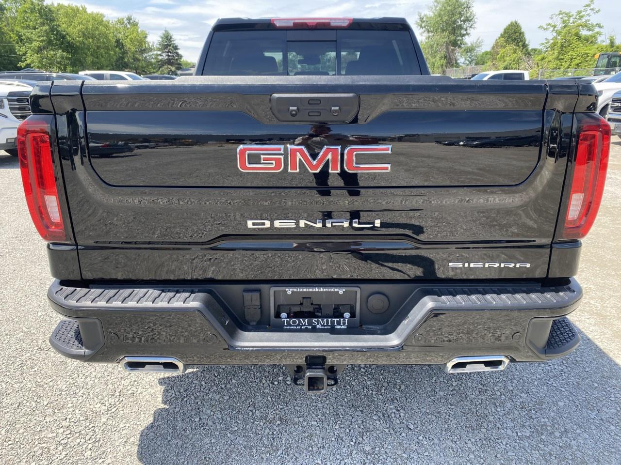 2025 GMC Sierra 1500 Crew Cab Standard Box 4-Wheel Drive Denali Photo