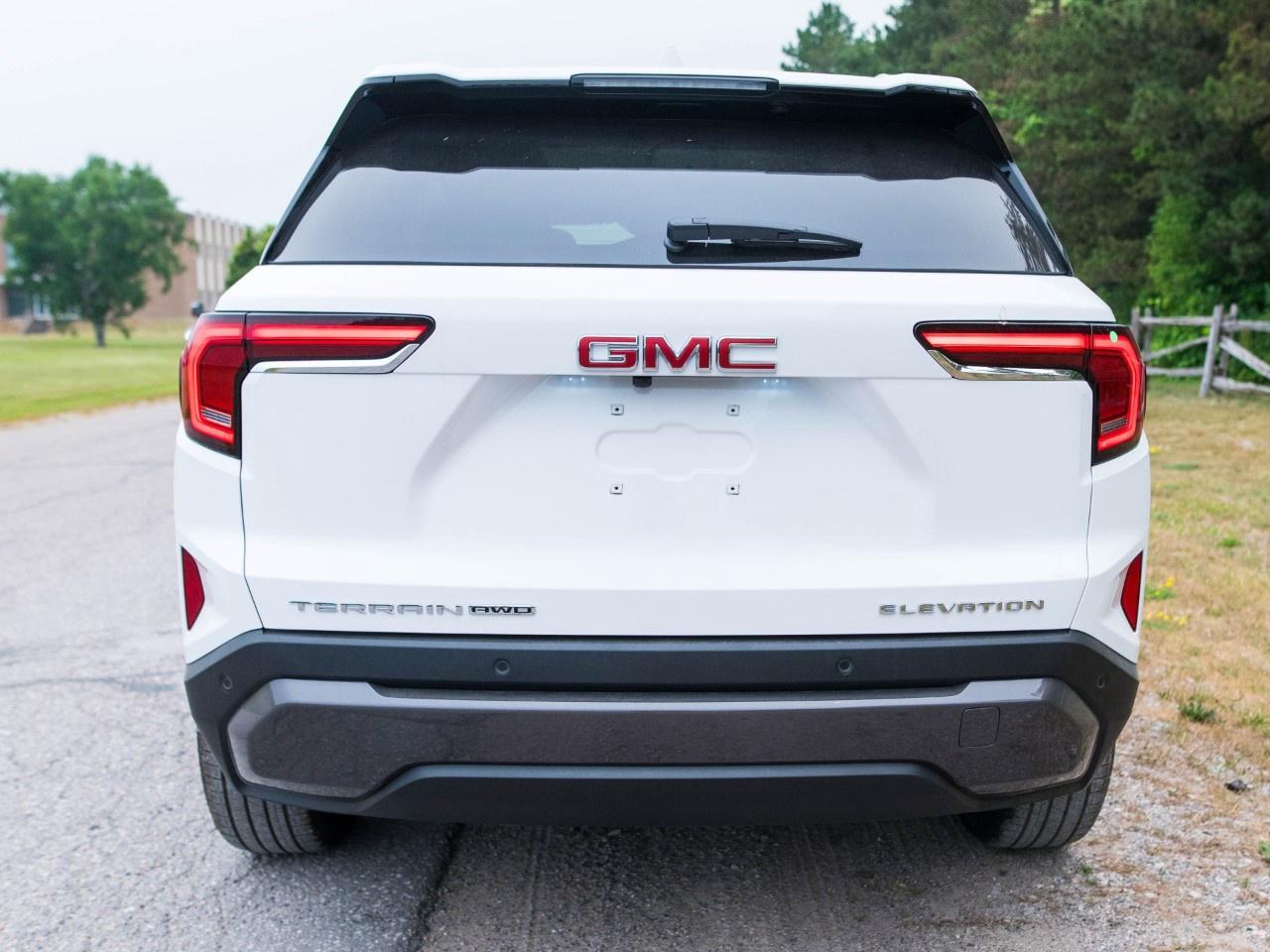 2027 GMC Terrain AWD Elevation Photo3