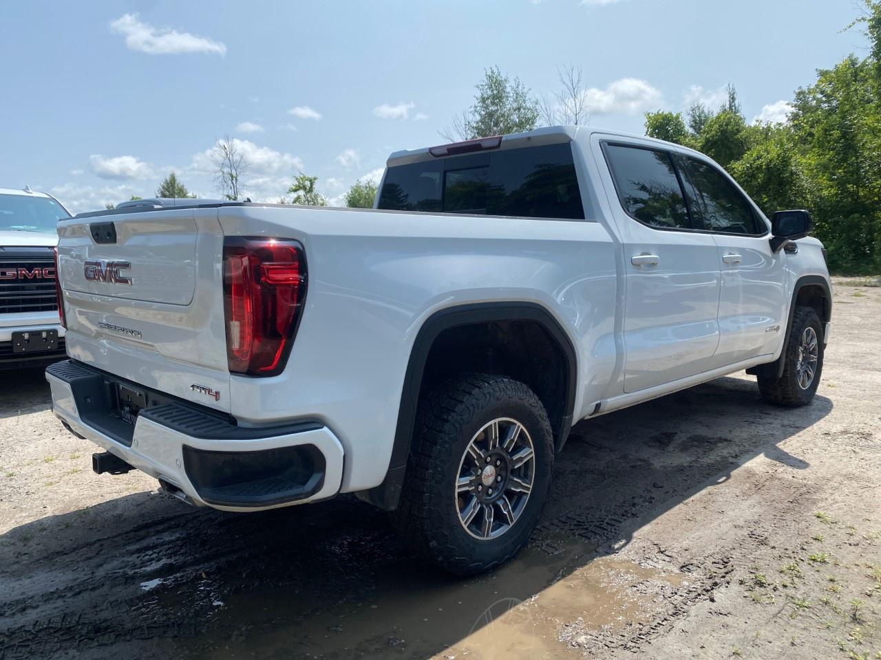 2025 GMC Sierra 1500 Crew Cab Short Box 4-Wheel Drive AT4 Photo