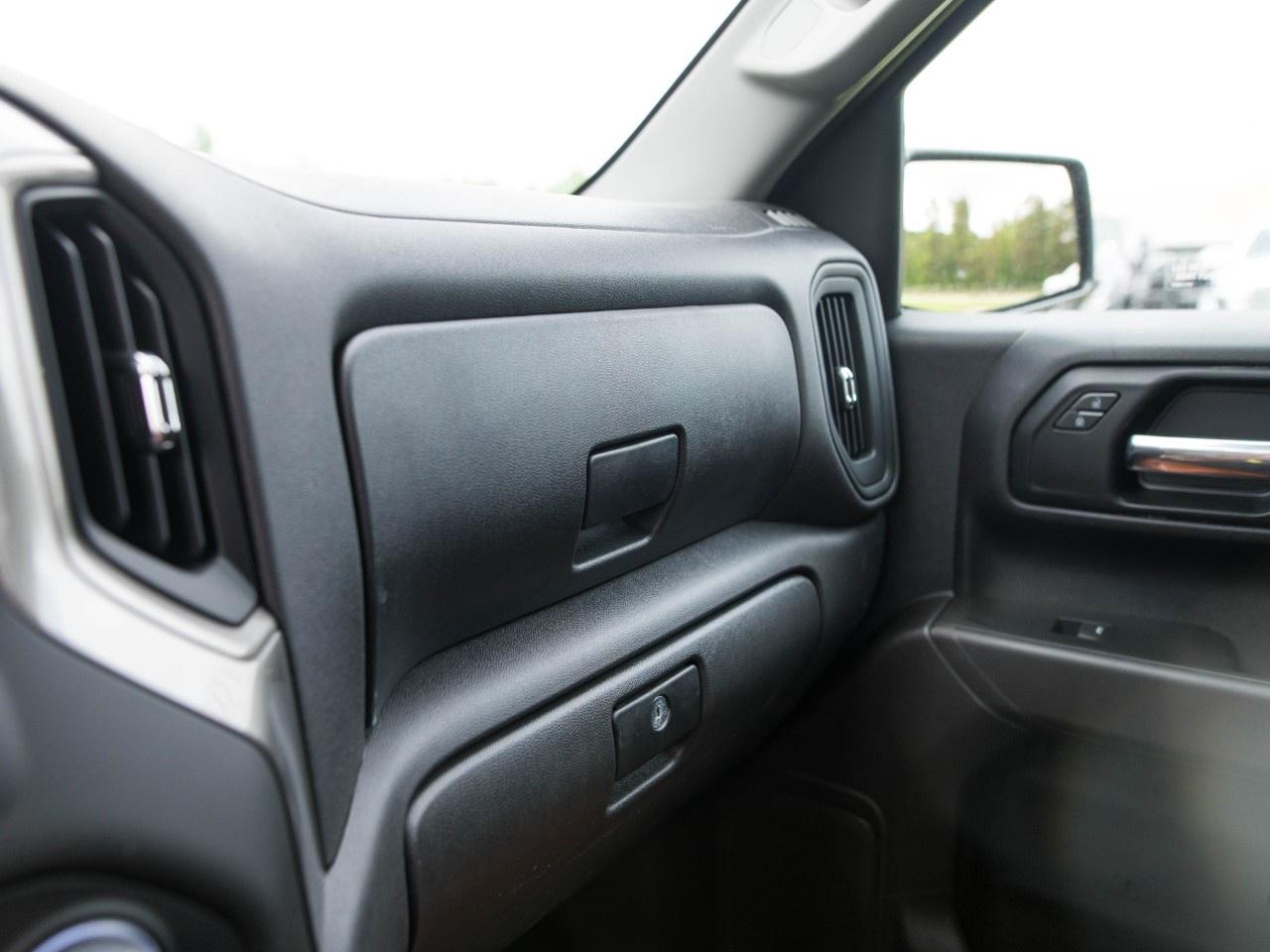 2026 Chevrolet Silverado 1500 Crew Cab Short Box 4-Wheel Drive Custom Trail Boss Photo