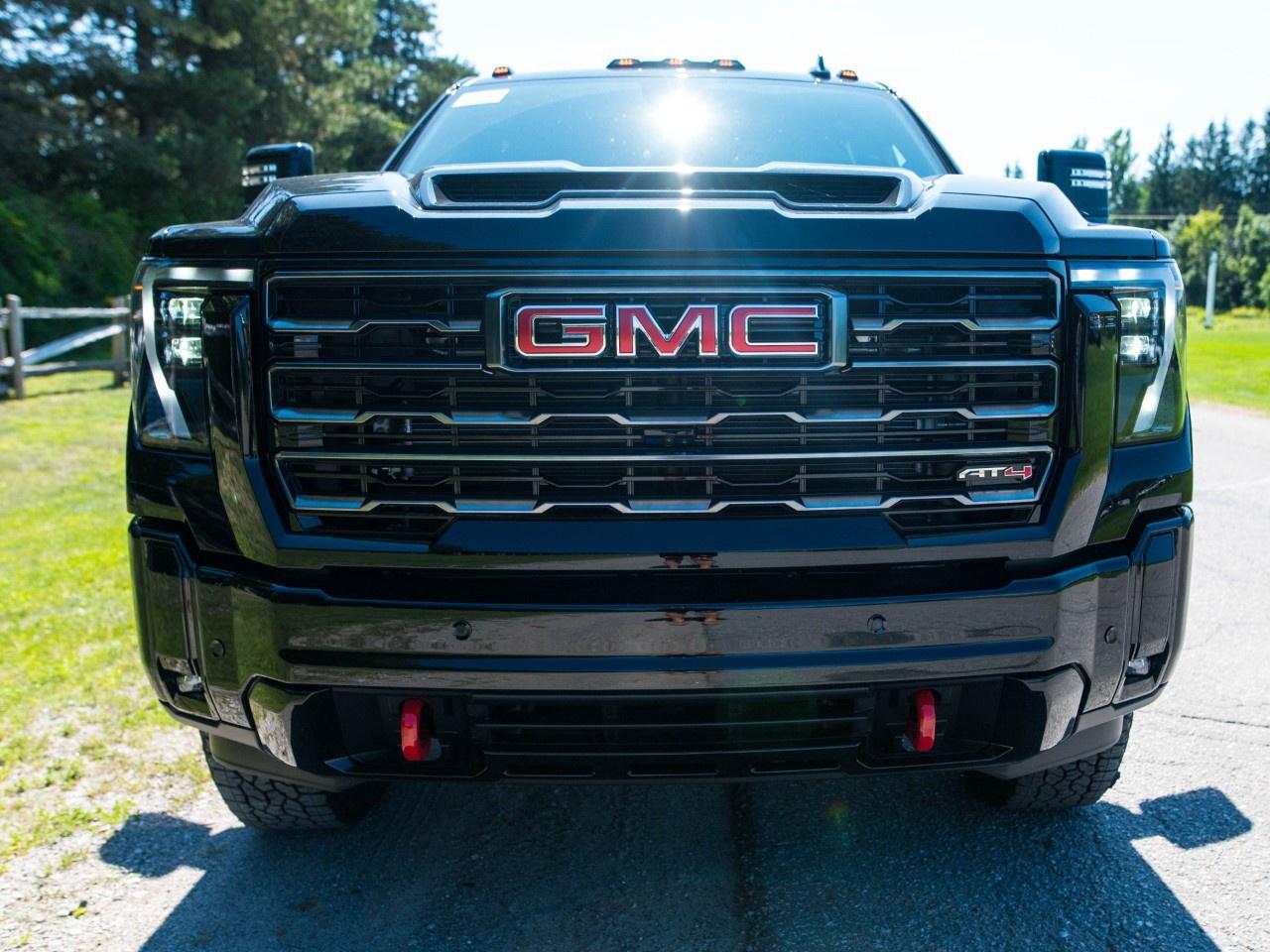 2026 GMC Sierra 3500HD 4WD Crew Cab Standard Box AT4 Photo