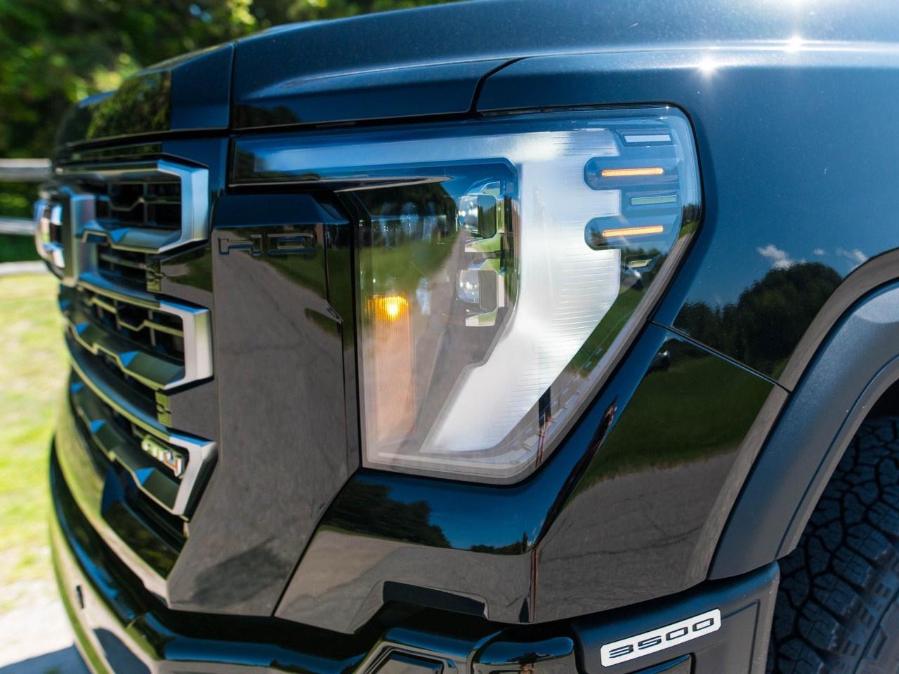 2026 GMC Sierra 3500HD 4WD Crew Cab Standard Box AT4 Photo