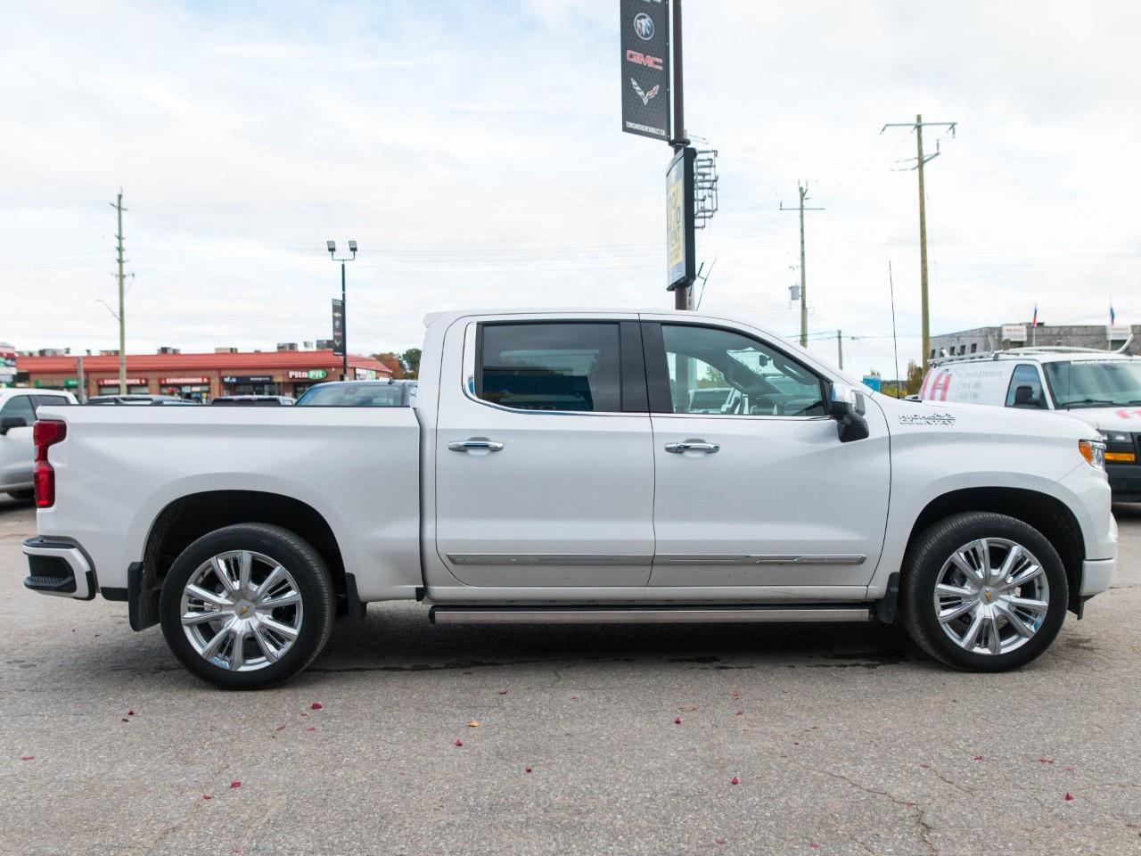 2023 Chevrolet Silverado 1500 Crew Cab Short Box 4-Wheel Drive High Country Photo