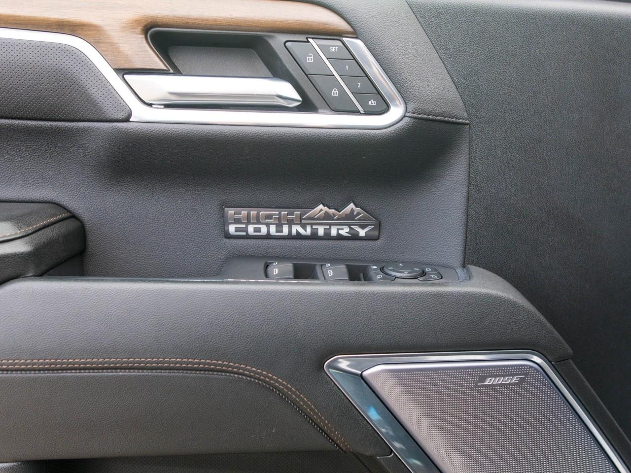 2023 Chevrolet Silverado 1500 Crew Cab Short Box 4-Wheel Drive High Country Photo