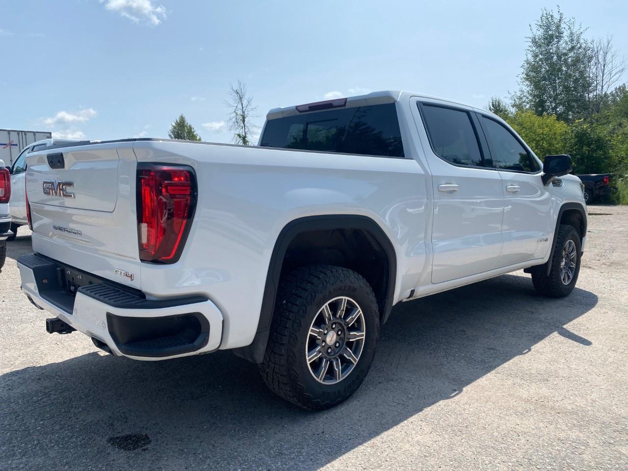 2025 GMC Sierra 1500 Crew Cab Short Box 4-Wheel Drive AT4 Photo