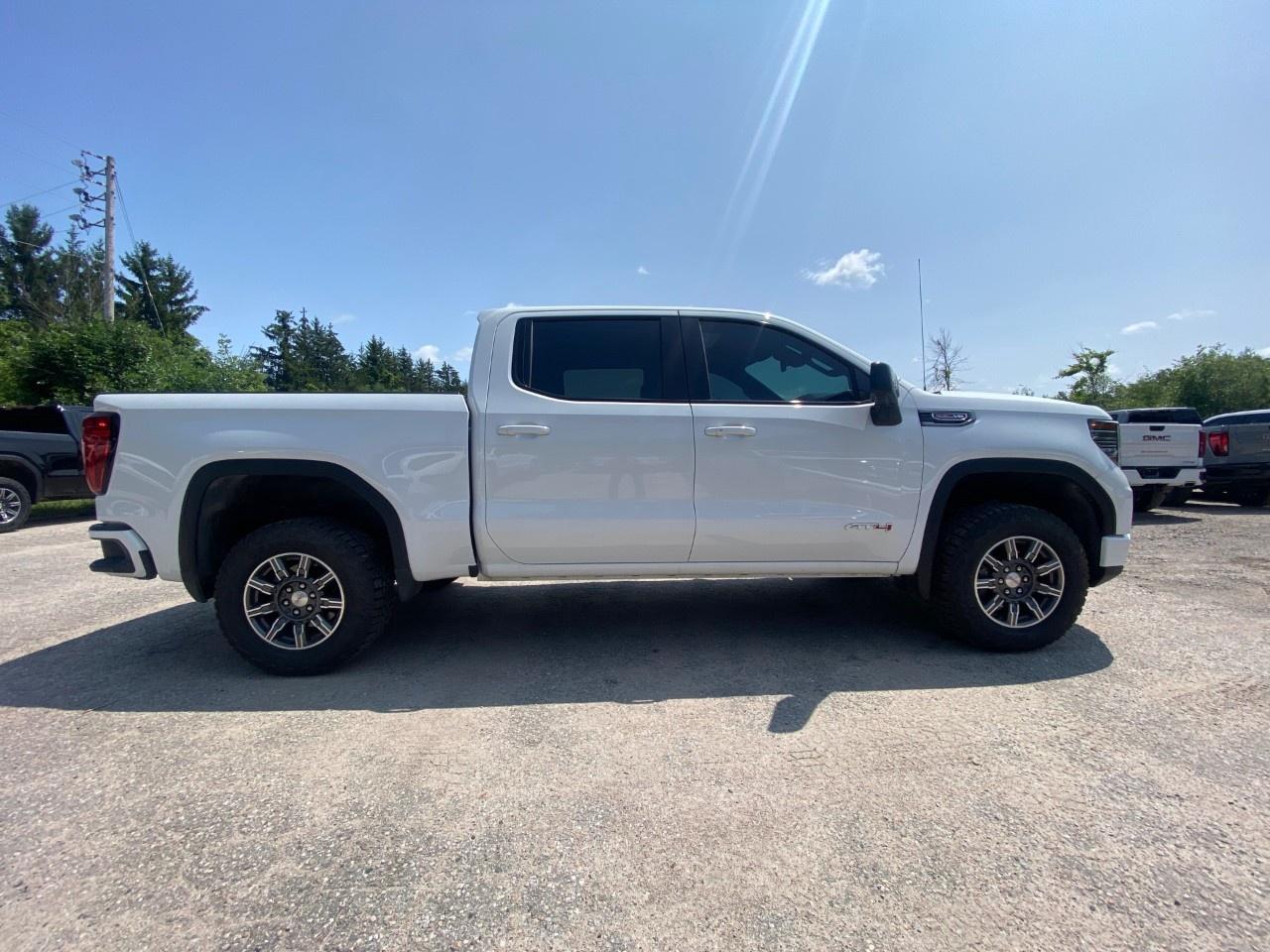 2025 GMC Sierra 1500 Crew Cab Short Box 4-Wheel Drive AT4 Photo