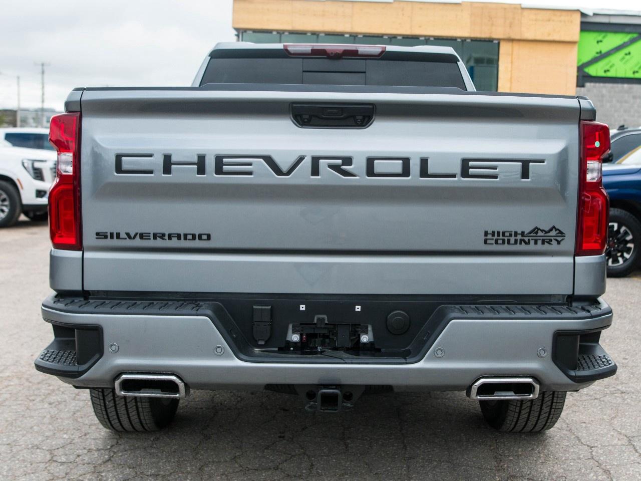 2026 Chevrolet Silverado 1500 Crew Cab Short Box 4-Wheel Drive High Country Photo