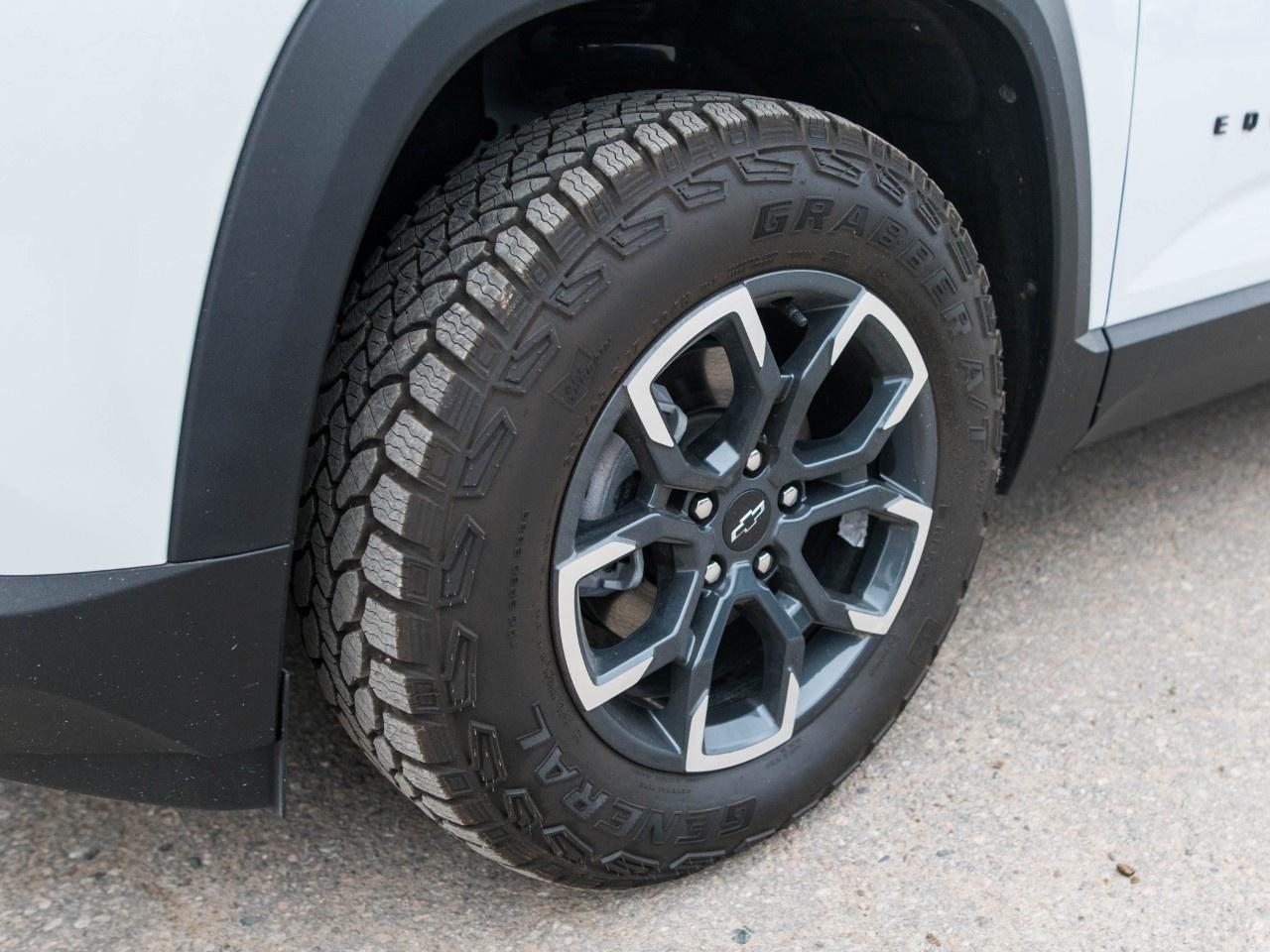 2026 Chevrolet Equinox AWD ACTIV Photo