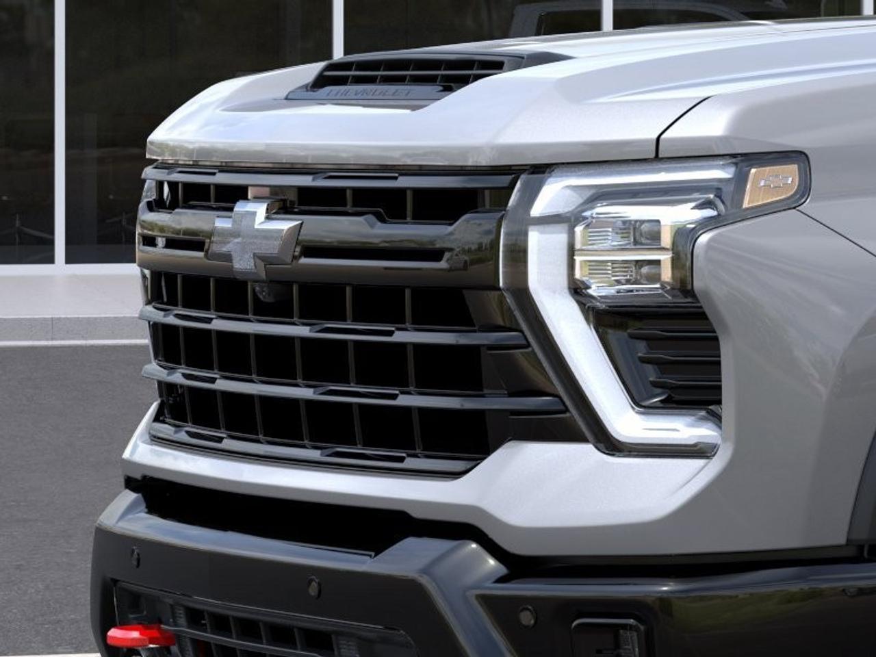 2026 Chevrolet SILVERADO 2500HD 4WD Crew Cab Standard Box LTZ Photo