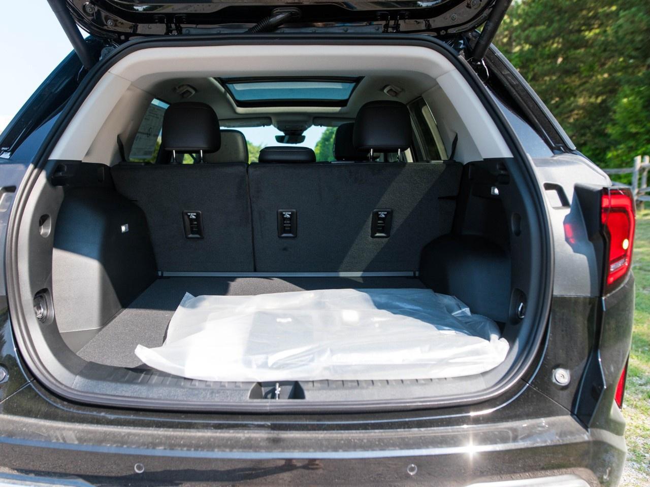 2027 GMC Terrain AWD Denali Photo