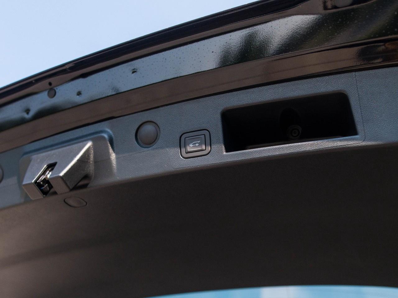 2027 GMC Terrain AWD Denali Photo