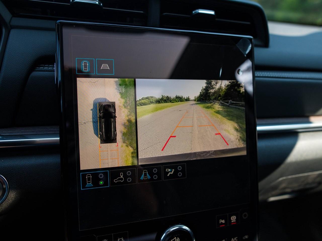 2027 GMC Terrain AWD Denali Photo