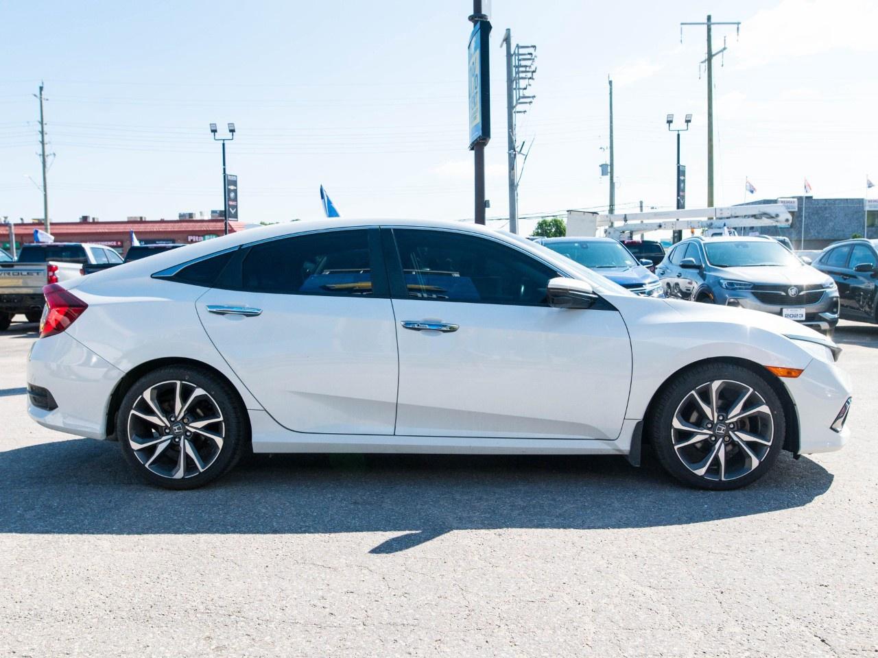 2020 Honda Civic Sedan Touring CVT Sedan Photo