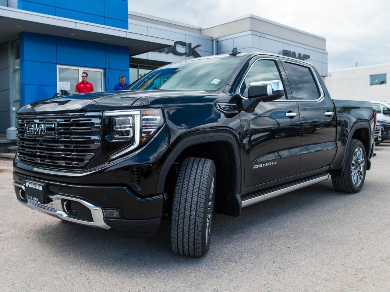 2026 GMC Sierra 1500 Crew Cab Short Box 4-Wheel Drive Denali Ultimate Photo