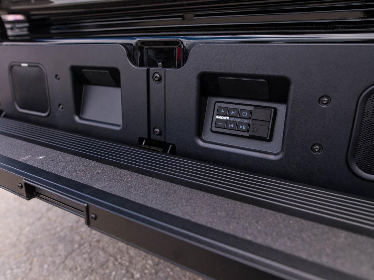 2026 GMC Sierra 1500 Crew Cab Short Box 4-Wheel Drive Denali Ultimate Photo