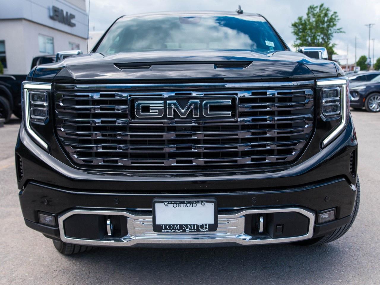 2026 GMC Sierra 1500 Crew Cab Short Box 4-Wheel Drive Denali Ultimate Photo