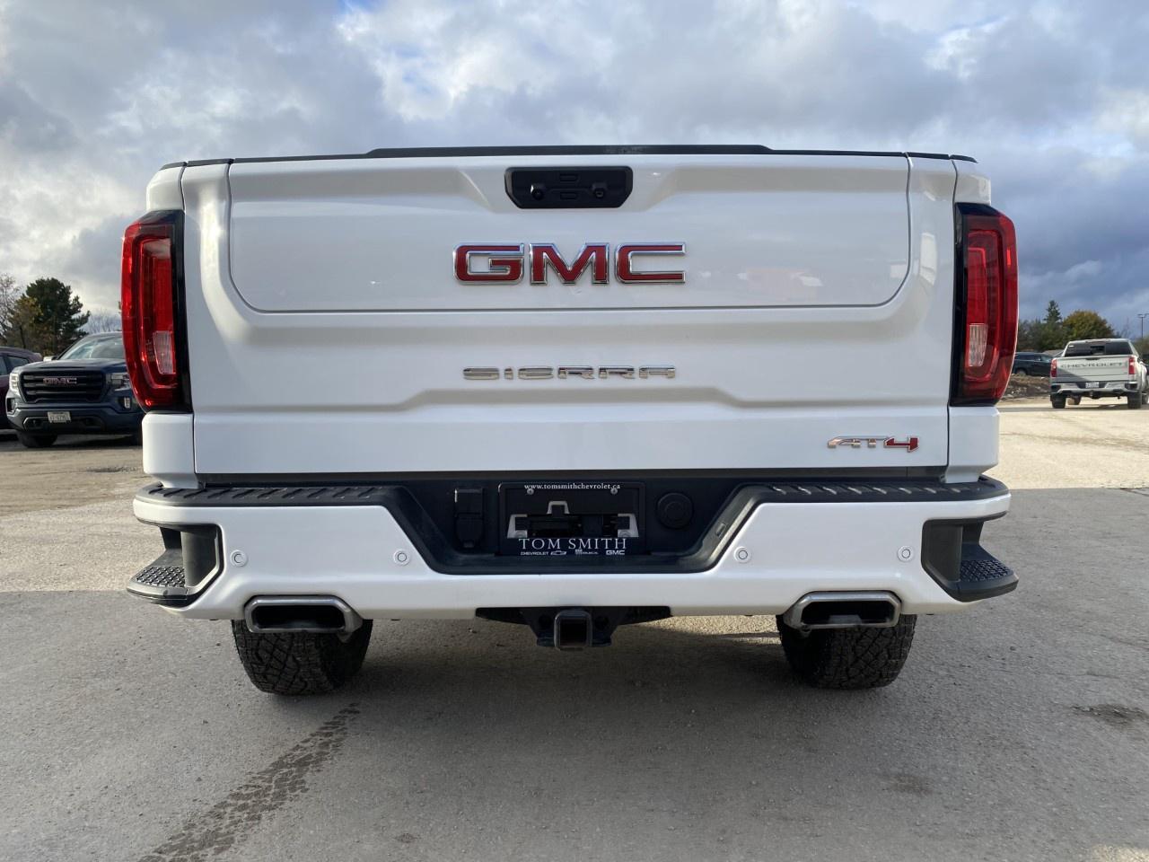 2025 GMC Sierra 1500 Crew Cab Short Box 4-Wheel Drive AT4 Photo