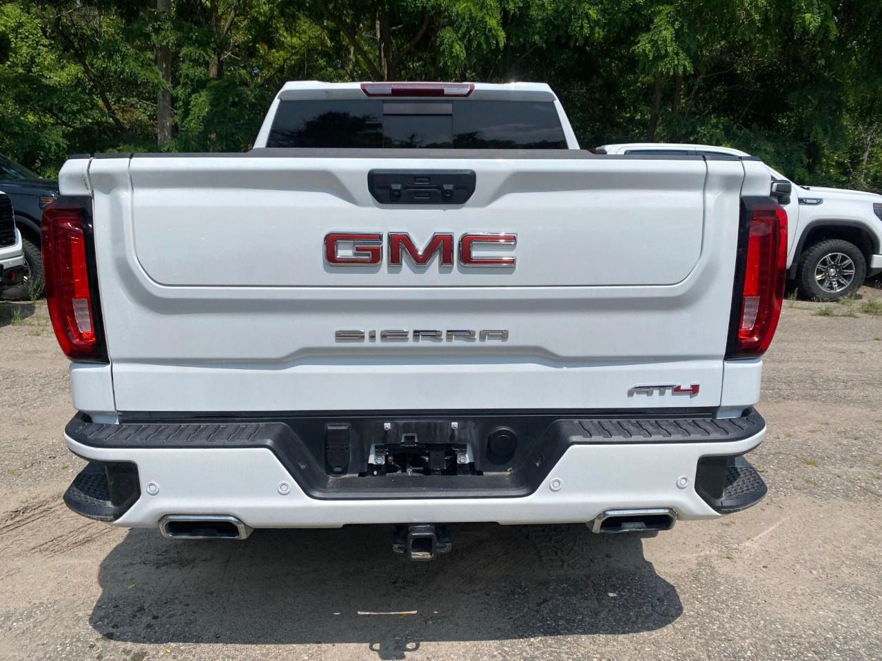 2025 GMC Sierra 1500 Crew Cab Short Box 4-Wheel Drive AT4 Photo