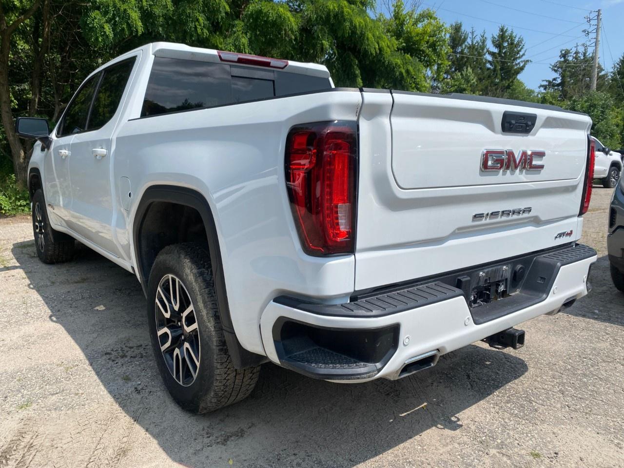 2025 GMC Sierra 1500 Crew Cab Short Box 4-Wheel Drive AT4 Photo