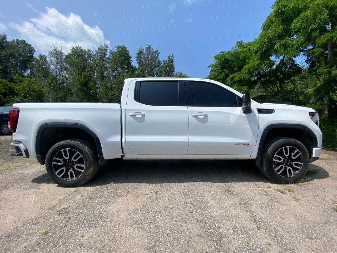 2025 GMC Sierra 1500 Crew Cab Short Box 4-Wheel Drive AT4 Photo