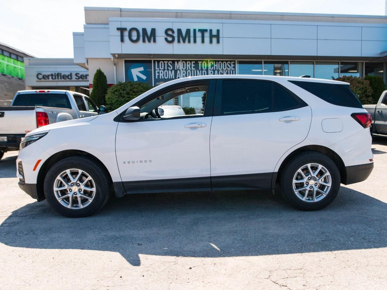 2024 Chevrolet Equinox AWD LS Photo