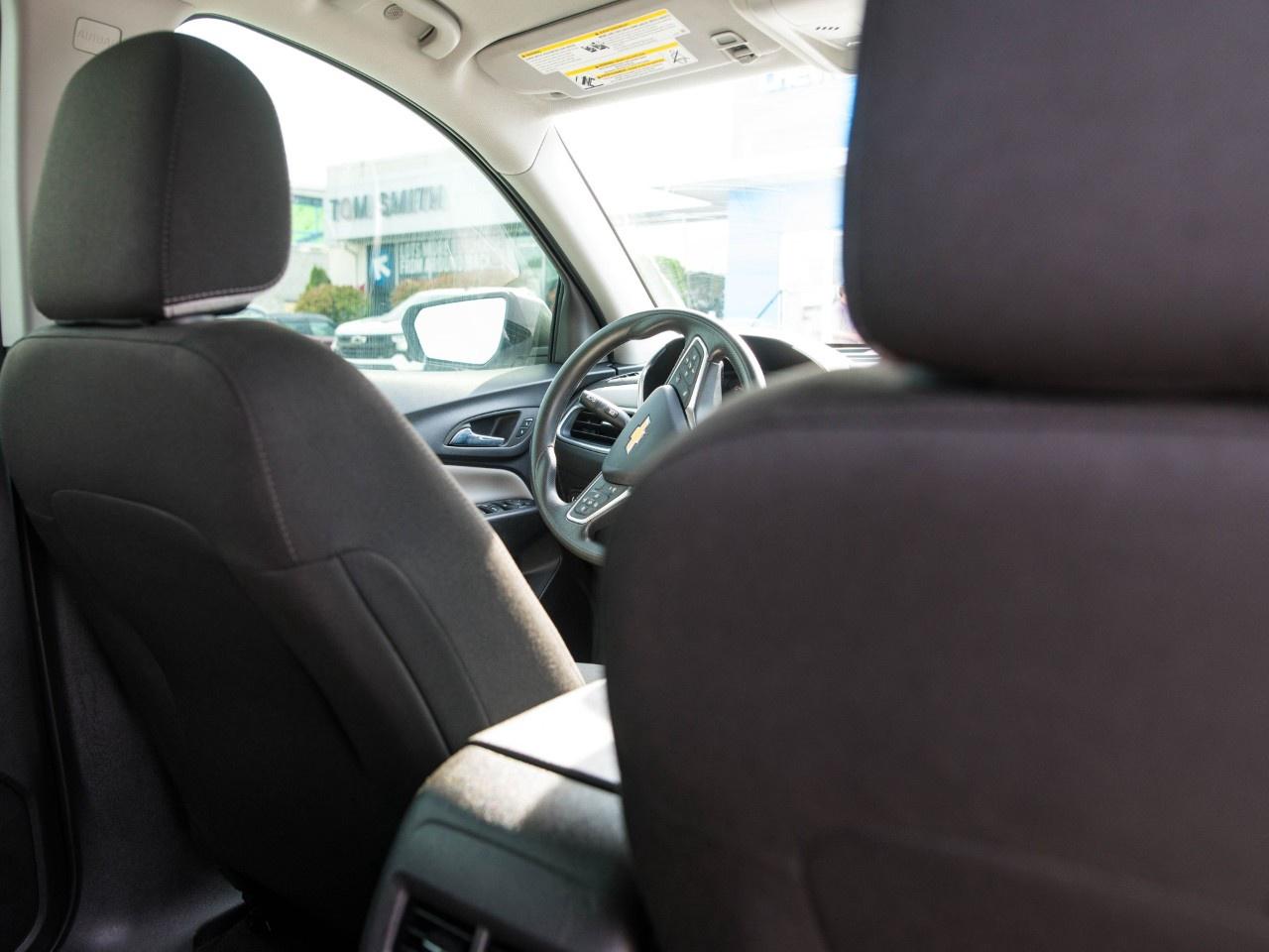 2024 Chevrolet Equinox AWD LS Photo