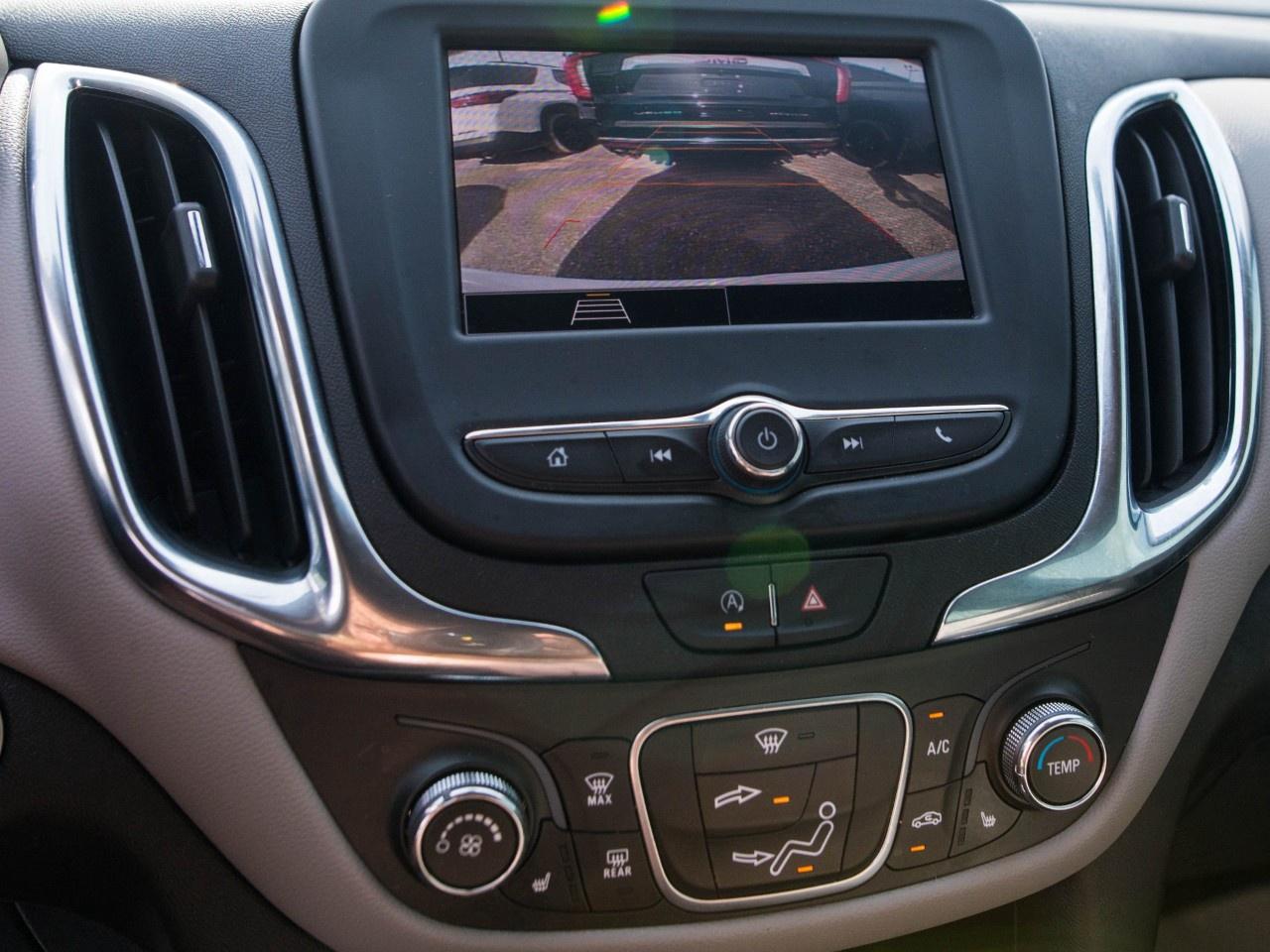 2024 Chevrolet Equinox AWD LS Photo