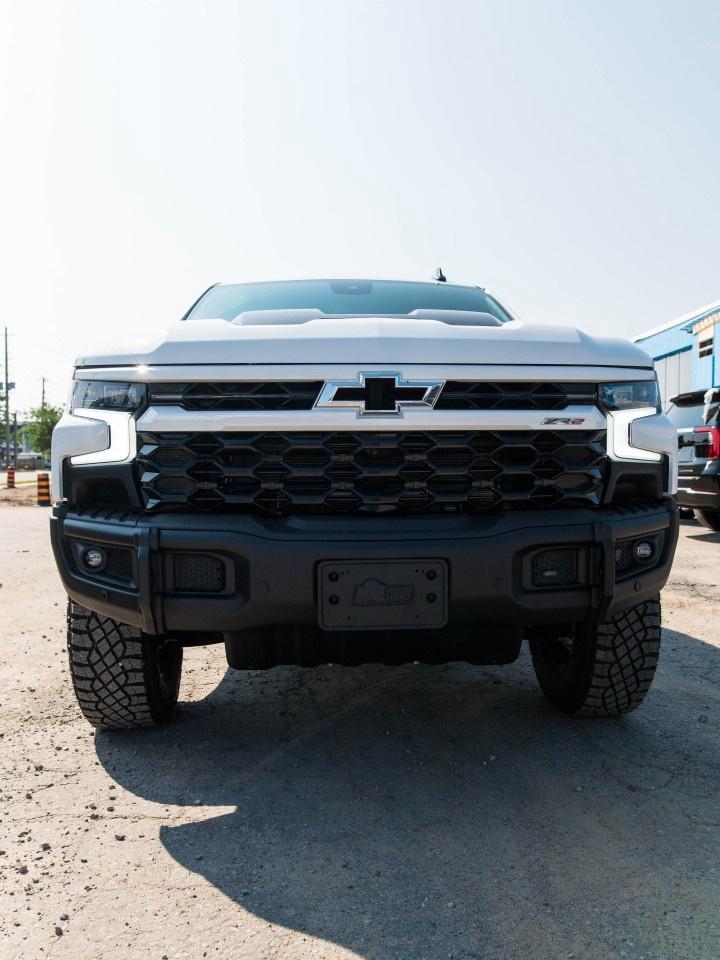 2026 Chevrolet Silverado 1500 Crew Cab Short Box 4-Wheel Drive ZR2 Photo