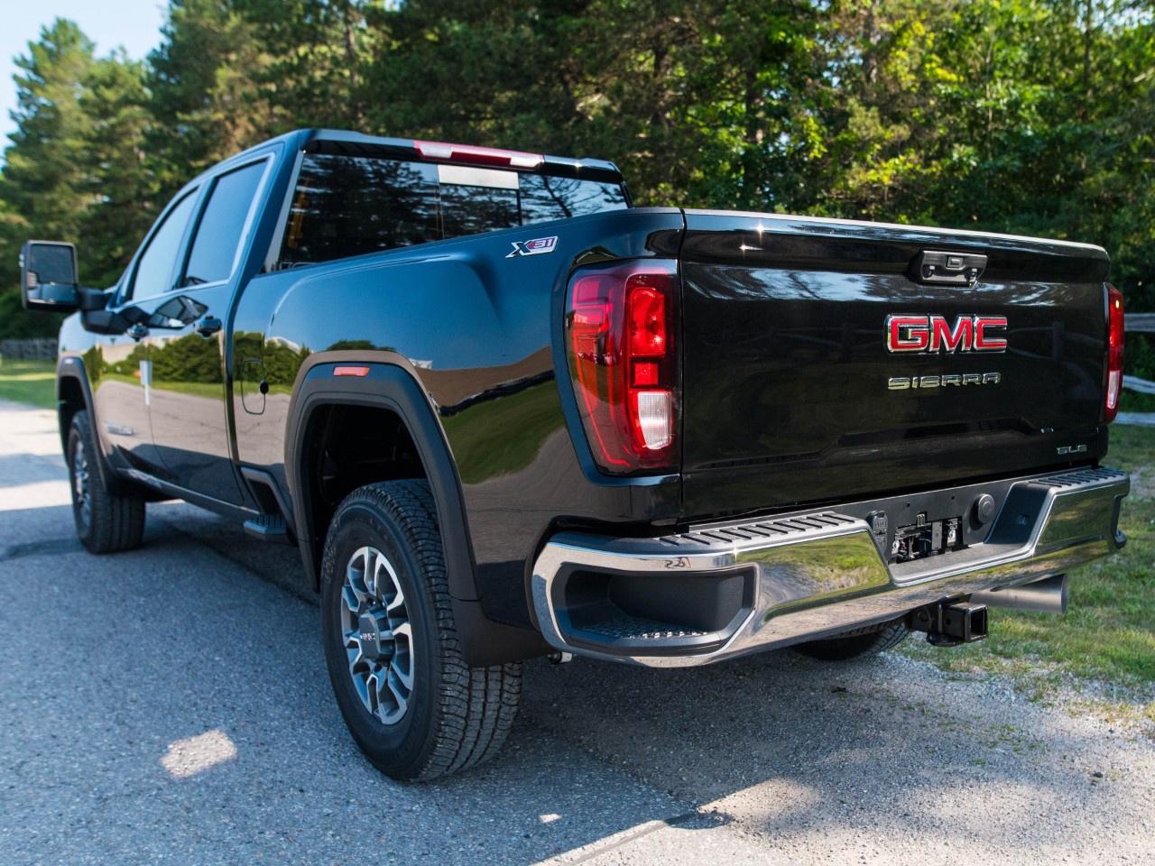 2026 GMC SIERRA 2500HD Crew Cab Standard Box 4-Wheel Drive SLE Photo