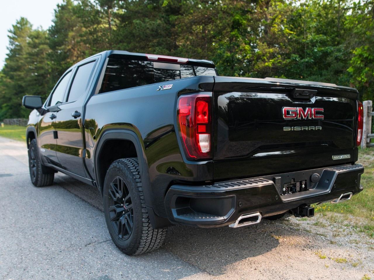2026 GMC Sierra 1500 Crew Cab Short Box 4-Wheel Drive Elevation Photo2