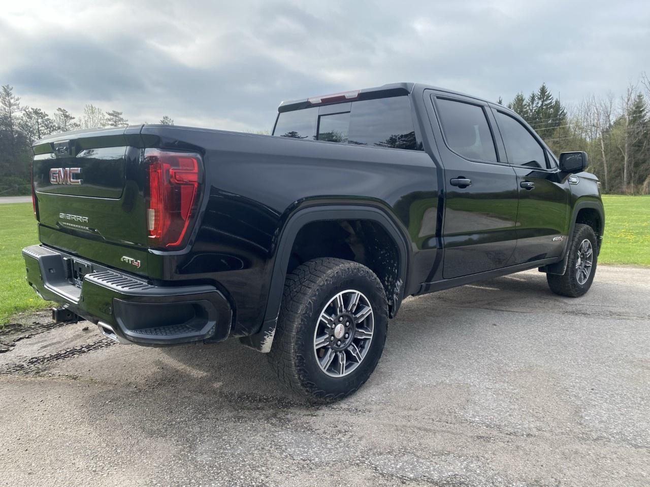 2026 GMC Sierra 1500 Crew Cab Short Box 4-Wheel Drive AT4 Photo