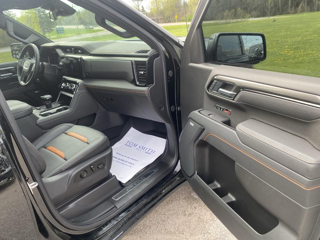 2026 GMC Sierra 1500 Crew Cab Short Box 4-Wheel Drive AT4 Photo