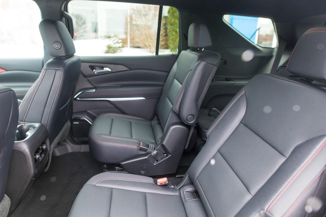 2026 Chevrolet Traverse AWD 4dr Z71 Photo