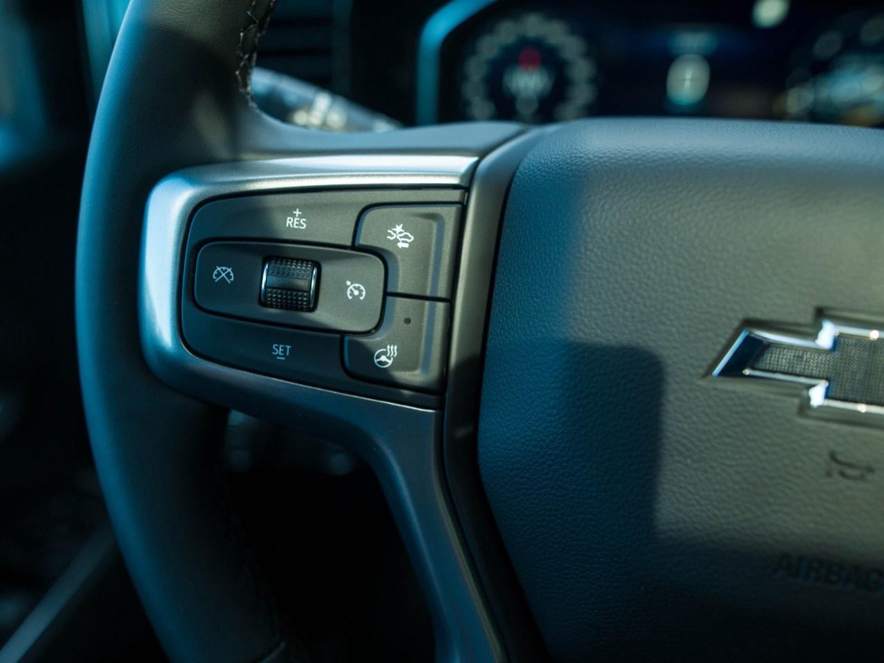 2026 Chevrolet SILVERADO 2500HD 4WD Crew Cab Standard Box LTZ Photo
